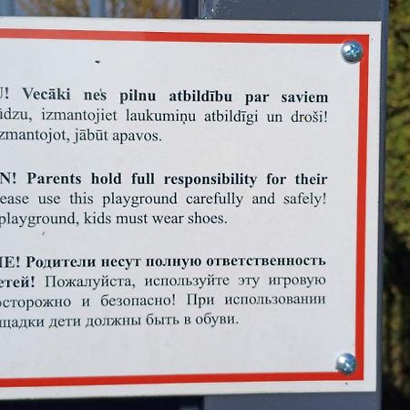 Willa Family Garden House With Free Private Parking & Playground Ryga Zewnętrze zdjęcie