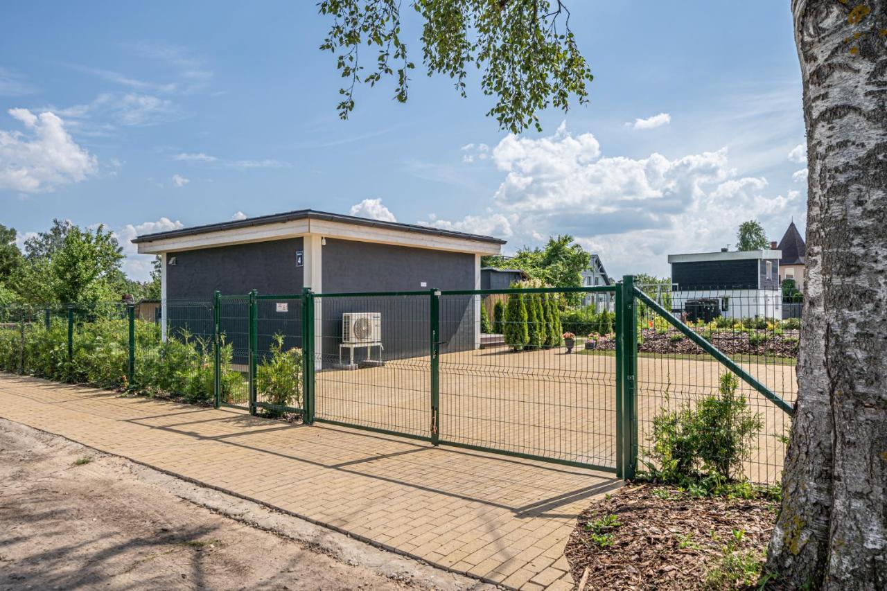 Willa Family Garden House With Free Private Parking & Playground Ryga Zewnętrze zdjęcie
